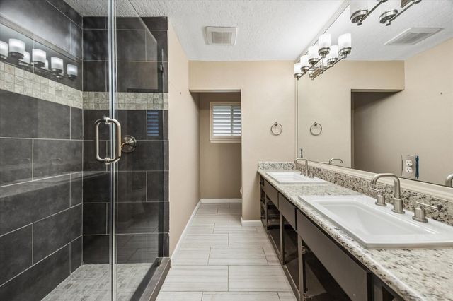 3714 N Braeswood Boulevard, Houston, TX 77025