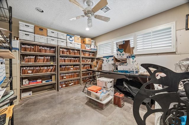 3714 N Braeswood Boulevard, Houston, TX 77025