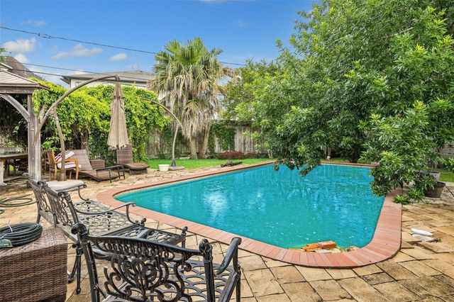 3714 N Braeswood Boulevard, Houston, TX 77025