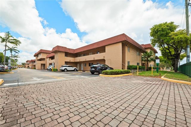 9950 SW 88th St 414-4, Miami, FL 33176
