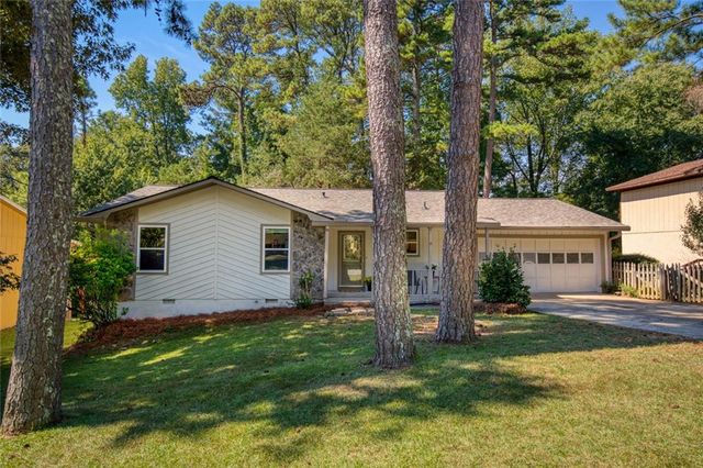 2494 Rhoanoke Drive, Duluth, GA 30096