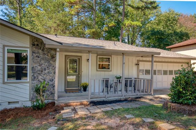 2494 Rhoanoke Drive, Duluth, GA 30096