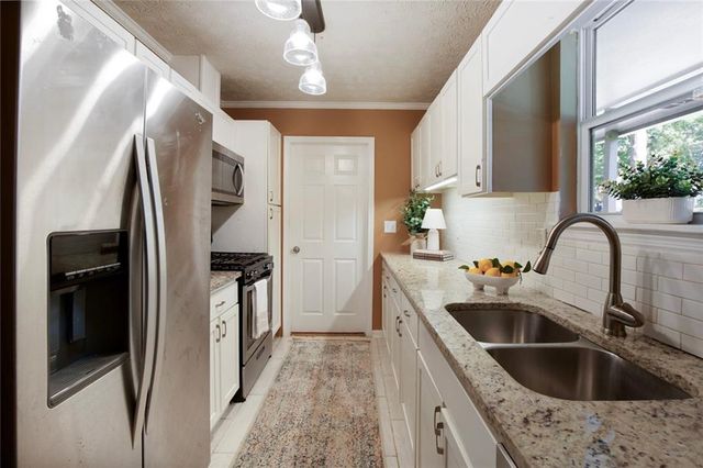 2494 Rhoanoke Drive, Duluth, GA 30096