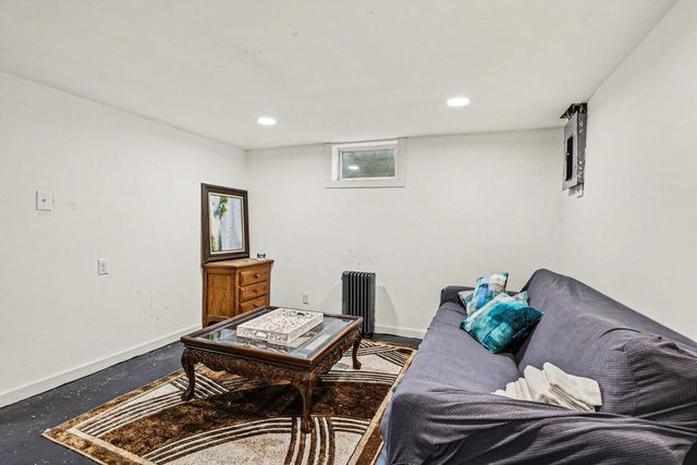 1338 Regent Street, Niles City, MI 49120