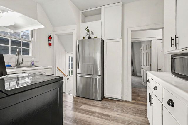 1338 Regent Street, Niles City, MI 49120
