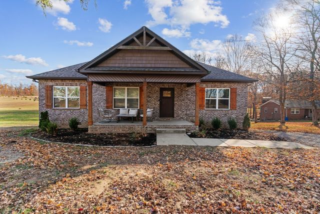 634 S Tunnel Rd, Gallatin, TN 37066