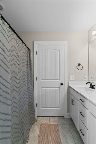 634 S Tunnel Rd, Gallatin, TN 37066