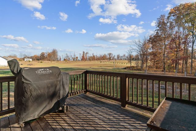 634 S Tunnel Rd, Gallatin, TN 37066