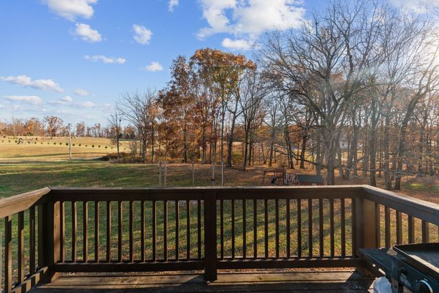 634 S Tunnel Rd, Gallatin, TN 37066