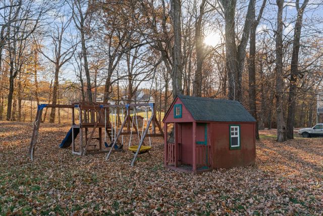 634 S Tunnel Rd, Gallatin, TN 37066