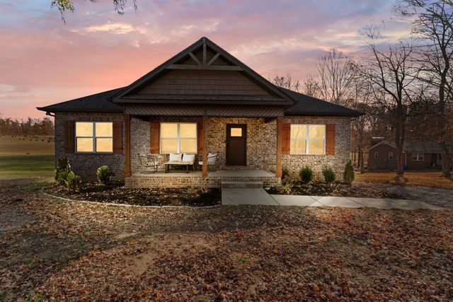 634 S Tunnel Rd, Gallatin, TN 37066