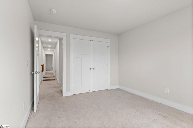 6 Thornfield Drive, Greenville, SC 29605