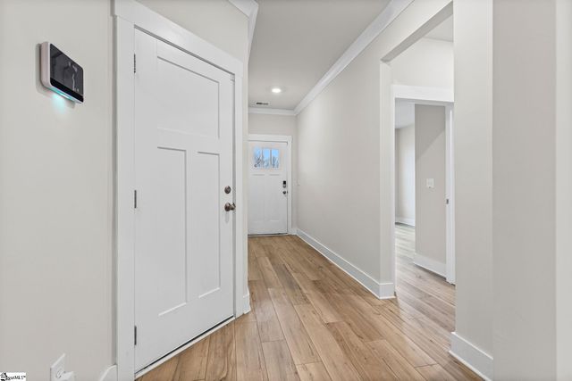 6 Thornfield Drive, Greenville, SC 29605