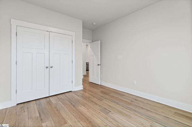 6 Thornfield Drive, Greenville, SC 29605