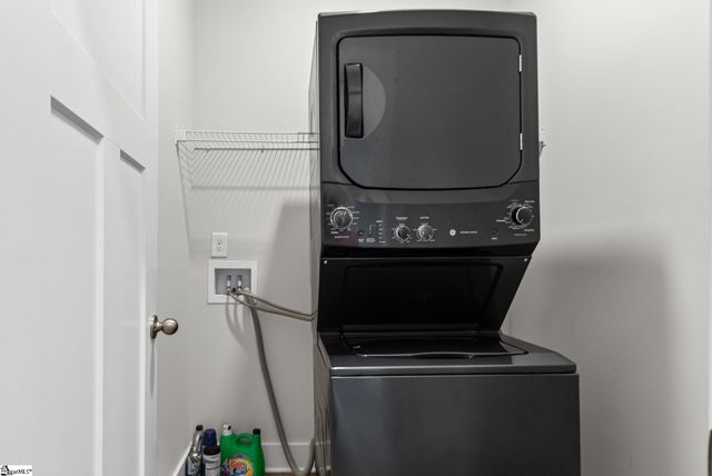 6 Thornfield Drive, Greenville, SC 29605