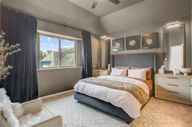 11703 Wickhollow Lane, Houston, TX 77043