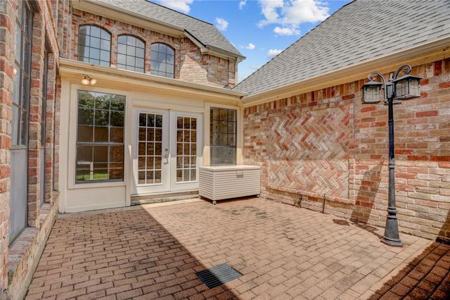 11703 Wickhollow Lane, Houston, TX 77043