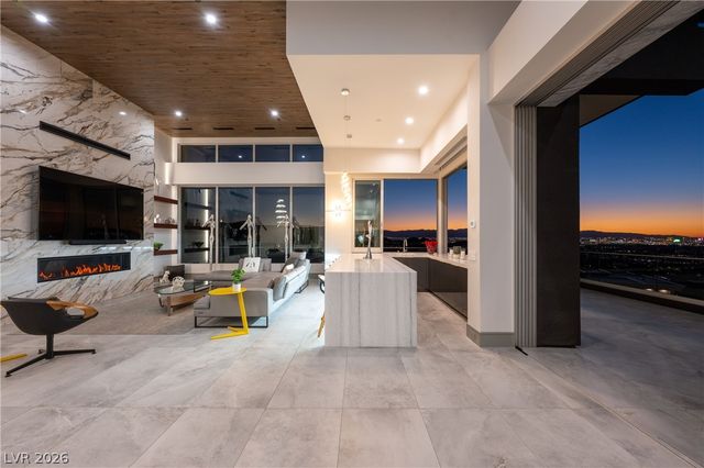 1205 Amber Rim Drive, Henderson, NV 89012