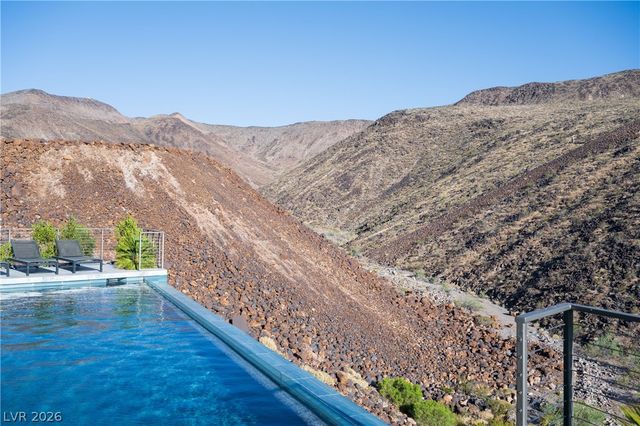 1205 Amber Rim Drive, Henderson, NV 89012