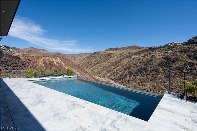 1205 Amber Rim Drive, Henderson, NV 89012