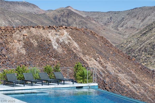 1205 Amber Rim Drive, Henderson, NV 89012