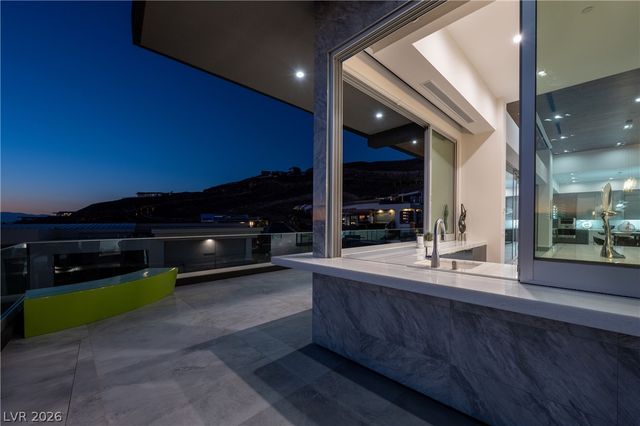 1205 Amber Rim Drive, Henderson, NV 89012