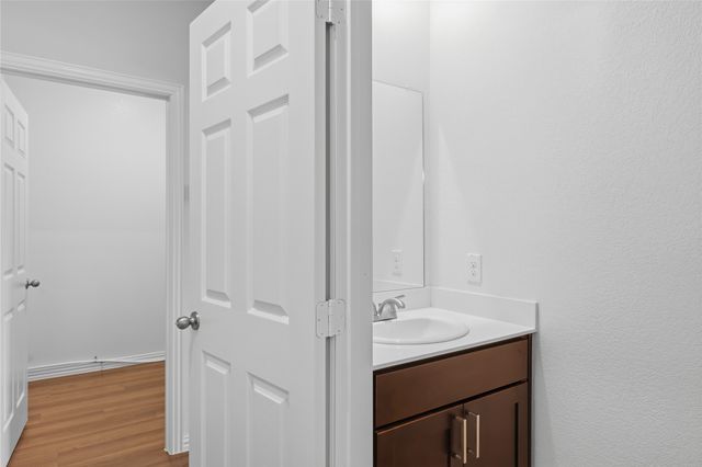 1613 Annabelle Street, Cleburne, TX 76031