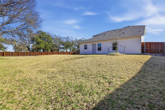 1613 Annabelle Street, Cleburne, TX 76031