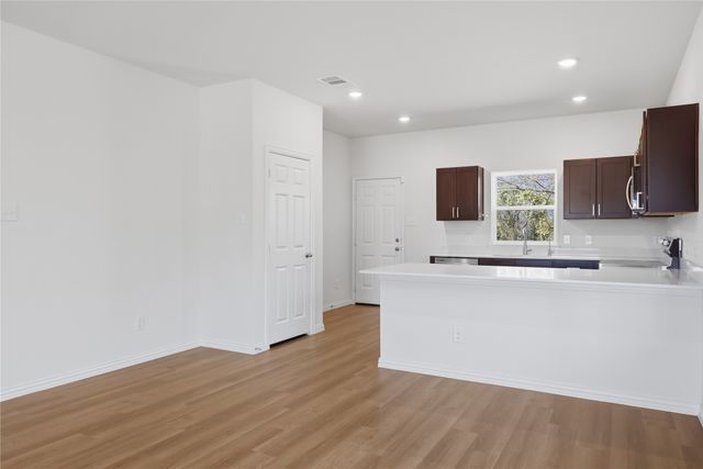 1613 Annabelle Street, Cleburne, TX 76031