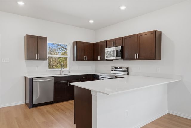 1613 Annabelle Street, Cleburne, TX 76031