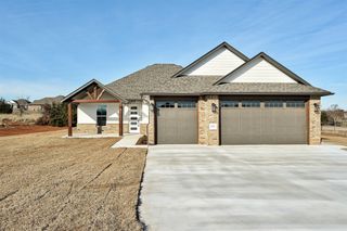 2002 Loyal Roots Circle, Blanchard, OK 73010