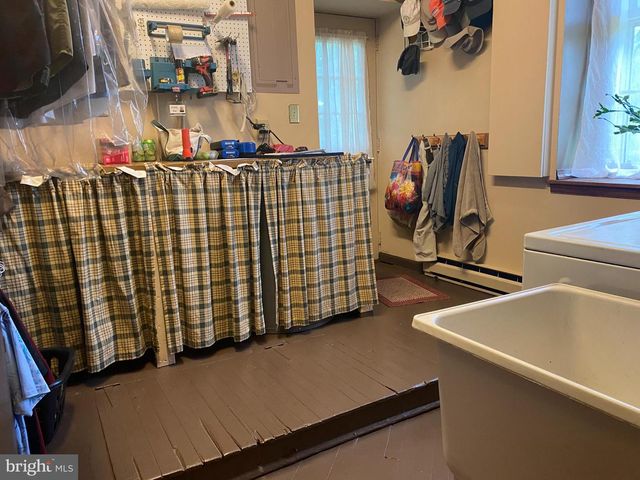 601 ORCHARD RD, Sellersville, PA 18960
