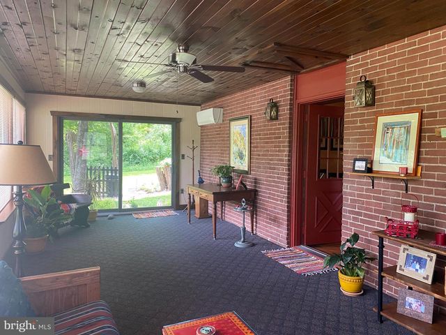 601 ORCHARD RD, Sellersville, PA 18960