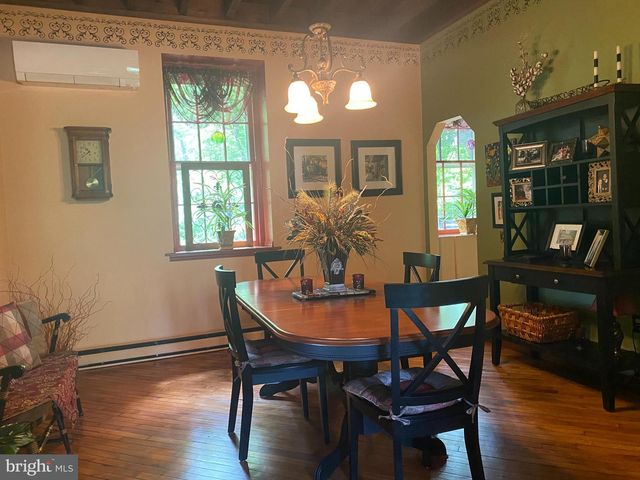 601 ORCHARD RD, Sellersville, PA 18960