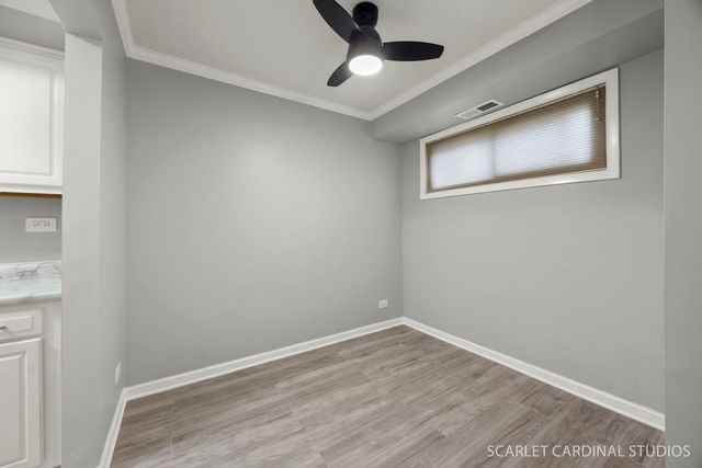 2208 Country Club Drive 6, Woodridge, IL 60517