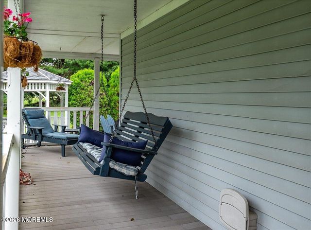 8 Long Acre Drive, Cream Ridge, NJ 08514