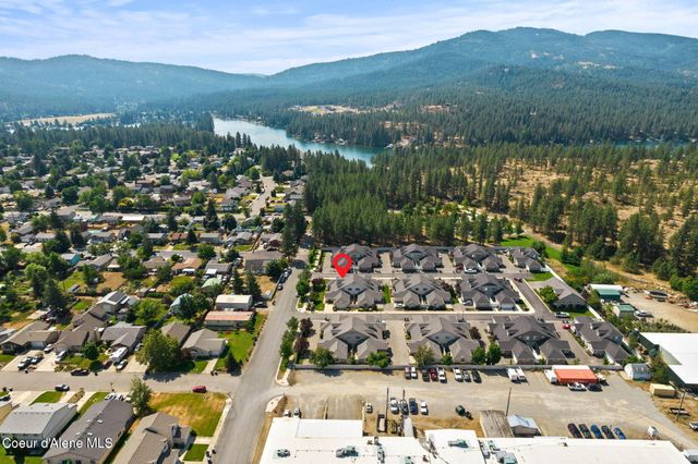 1315 E Mordyl LOOP, Post Falls, ID 83854