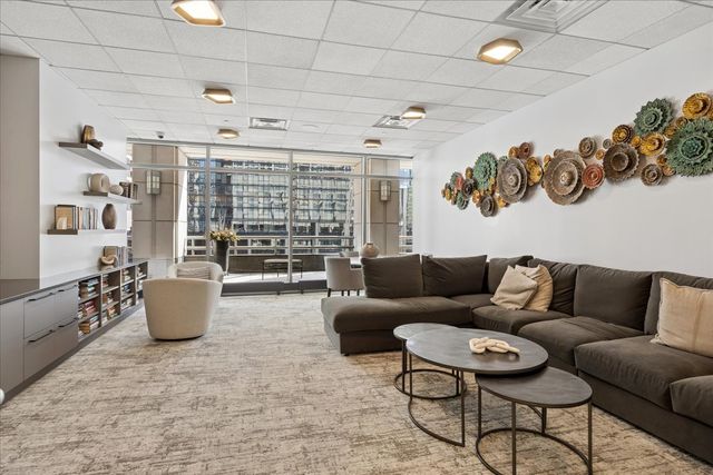 333 N Canal Street 3604, Chicago, IL 60606