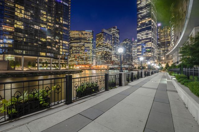 333 N Canal Street 3604, Chicago, IL 60606