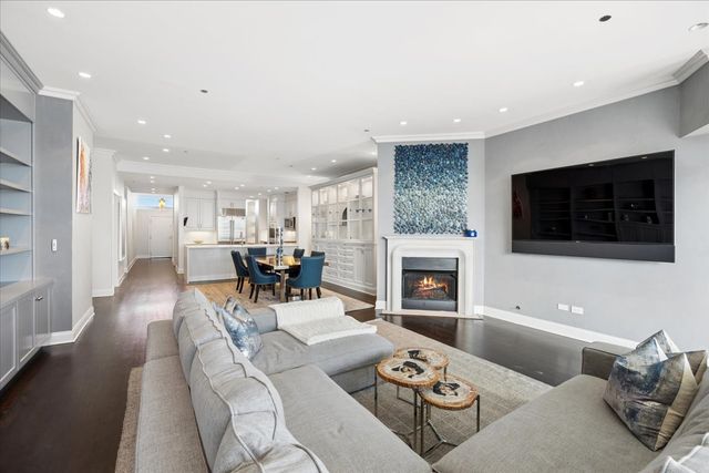 333 N Canal Street 3604, Chicago, IL 60606