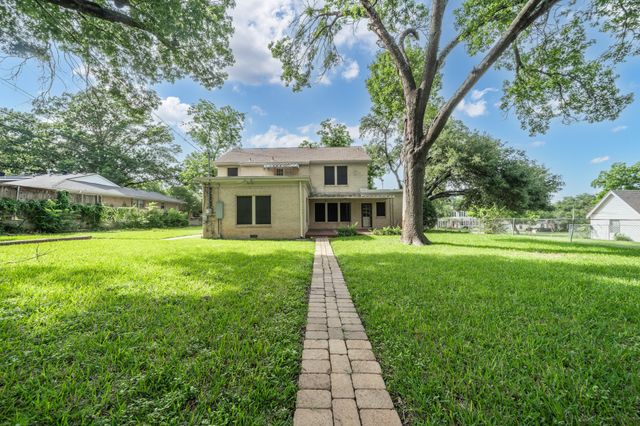 2800 Cumberland Avenue, Waco, TX 76707