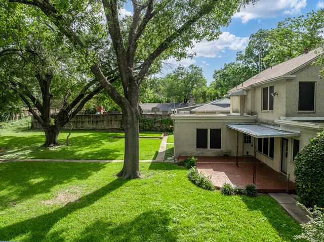2800 Cumberland Avenue, Waco, TX 76707
