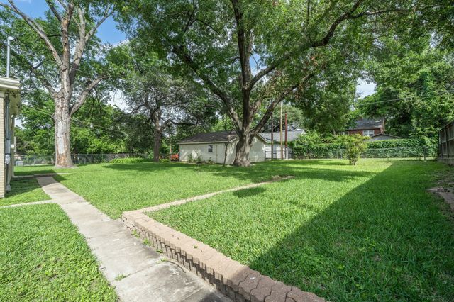2800 Cumberland Avenue, Waco, TX 76707