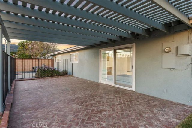 819 N Shaftesbury Avenue, San Dimas, CA 91773