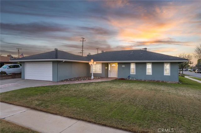 819 N Shaftesbury Avenue, San Dimas, CA 91773