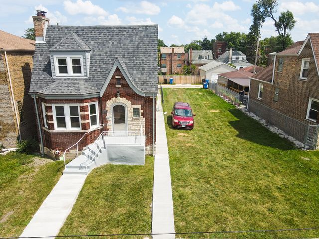 10141 S Vernon Avenue, Chicago, IL 60628