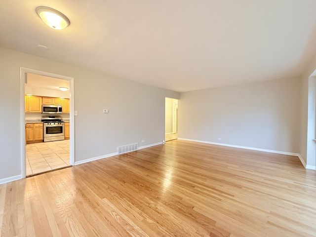 1121 Olive Road, Homewood, IL 60430