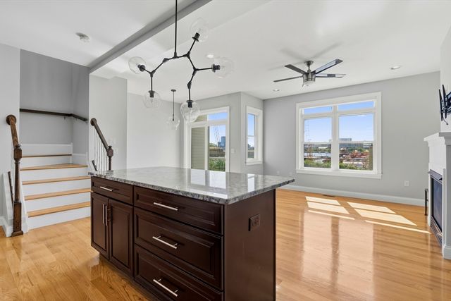 375 Border Street 375, Boston, MA 02128