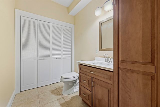 375 Border Street 375, Boston, MA 02128