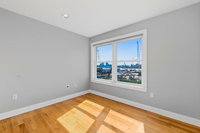 375 Border Street 375, Boston, MA 02128